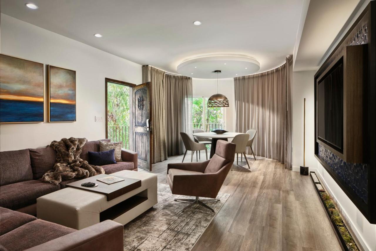 Deluxe Villa,1196939260:JPEG