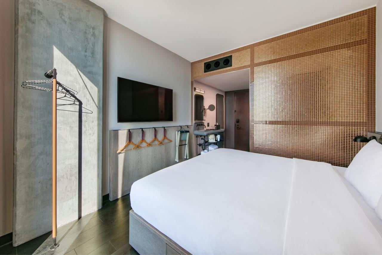 Standard King Room Hearing Accessible