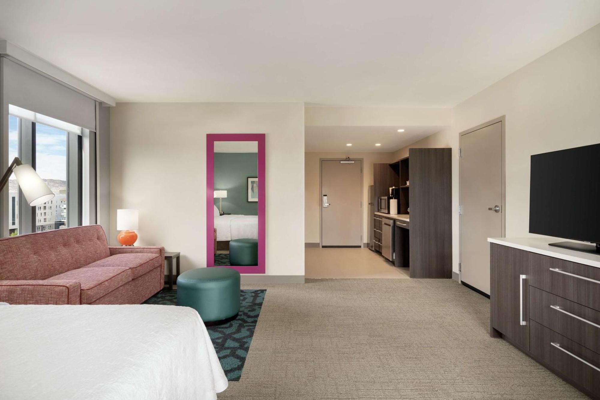 King Studio Suite Bath Tub Mobility Accessible