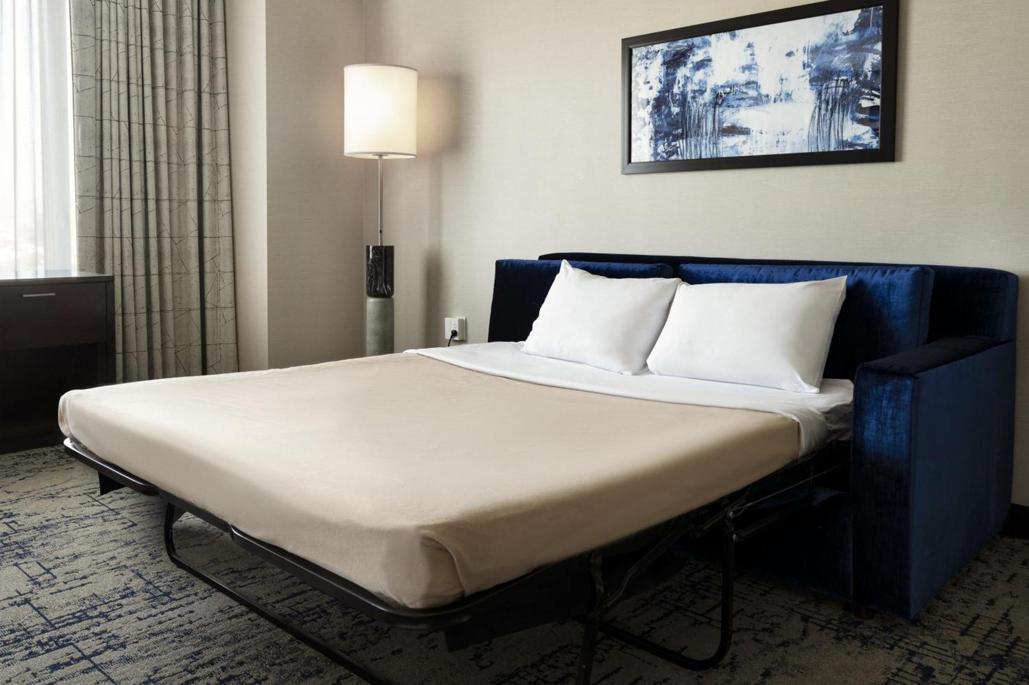 One-Bedroom Junior Suite