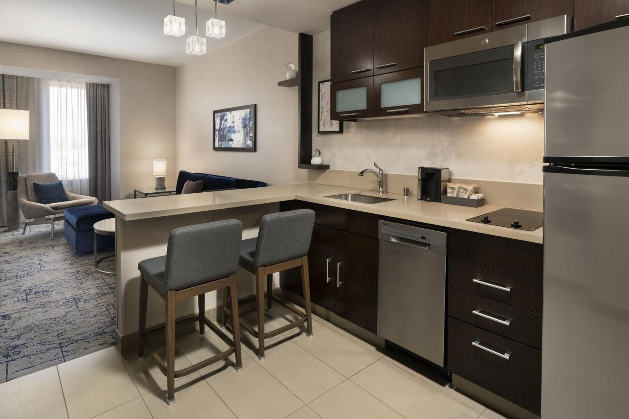 One-Bedroom Junior Suite