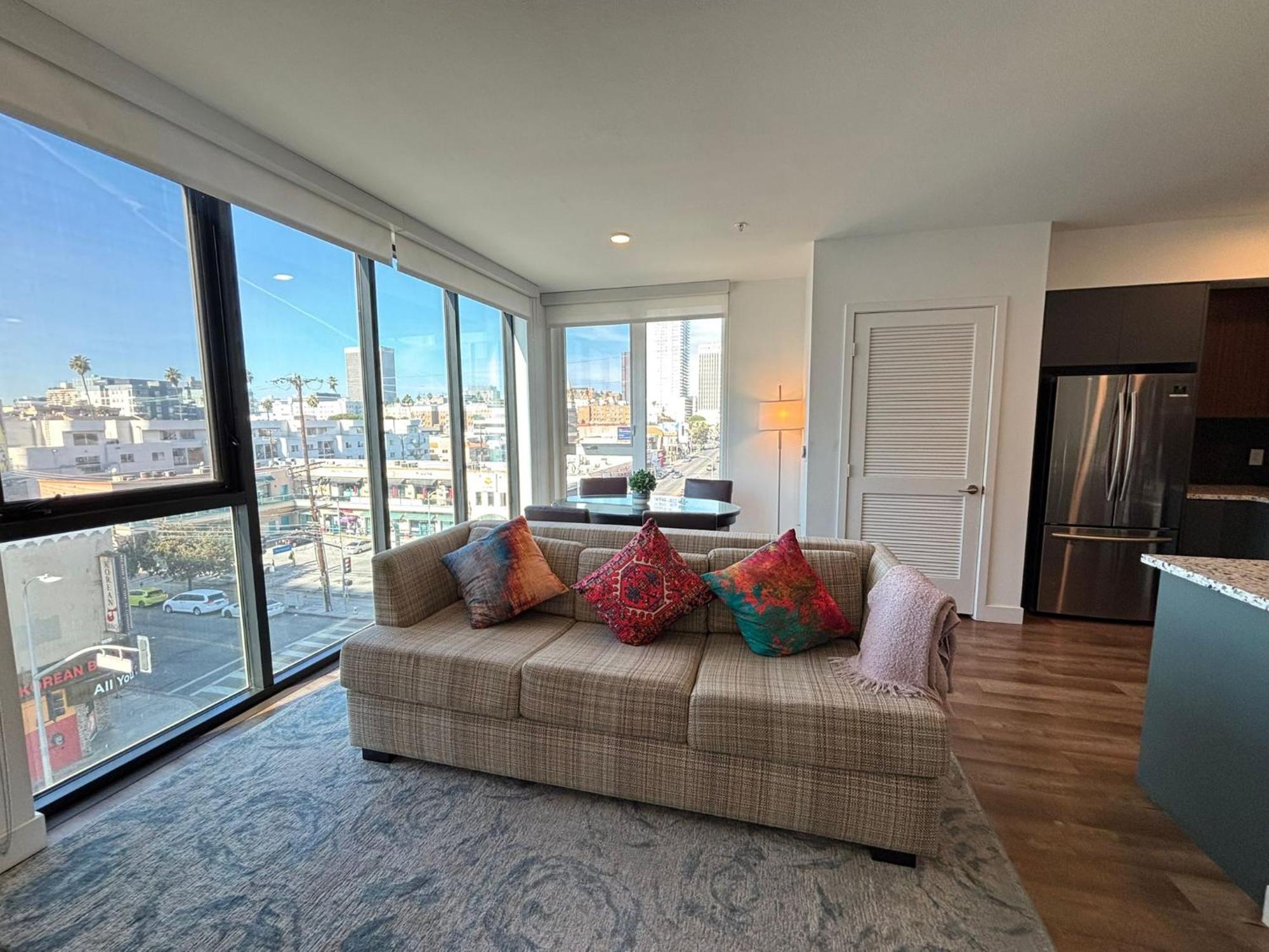 One-Bedroom Deluxe Apartment