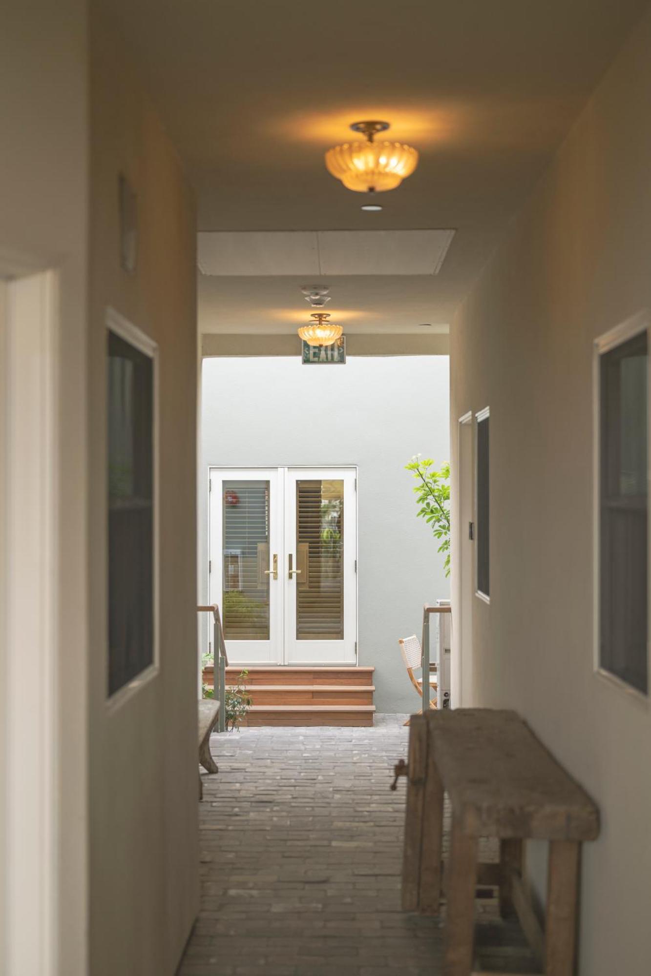 Courtyard Double Queen Suite