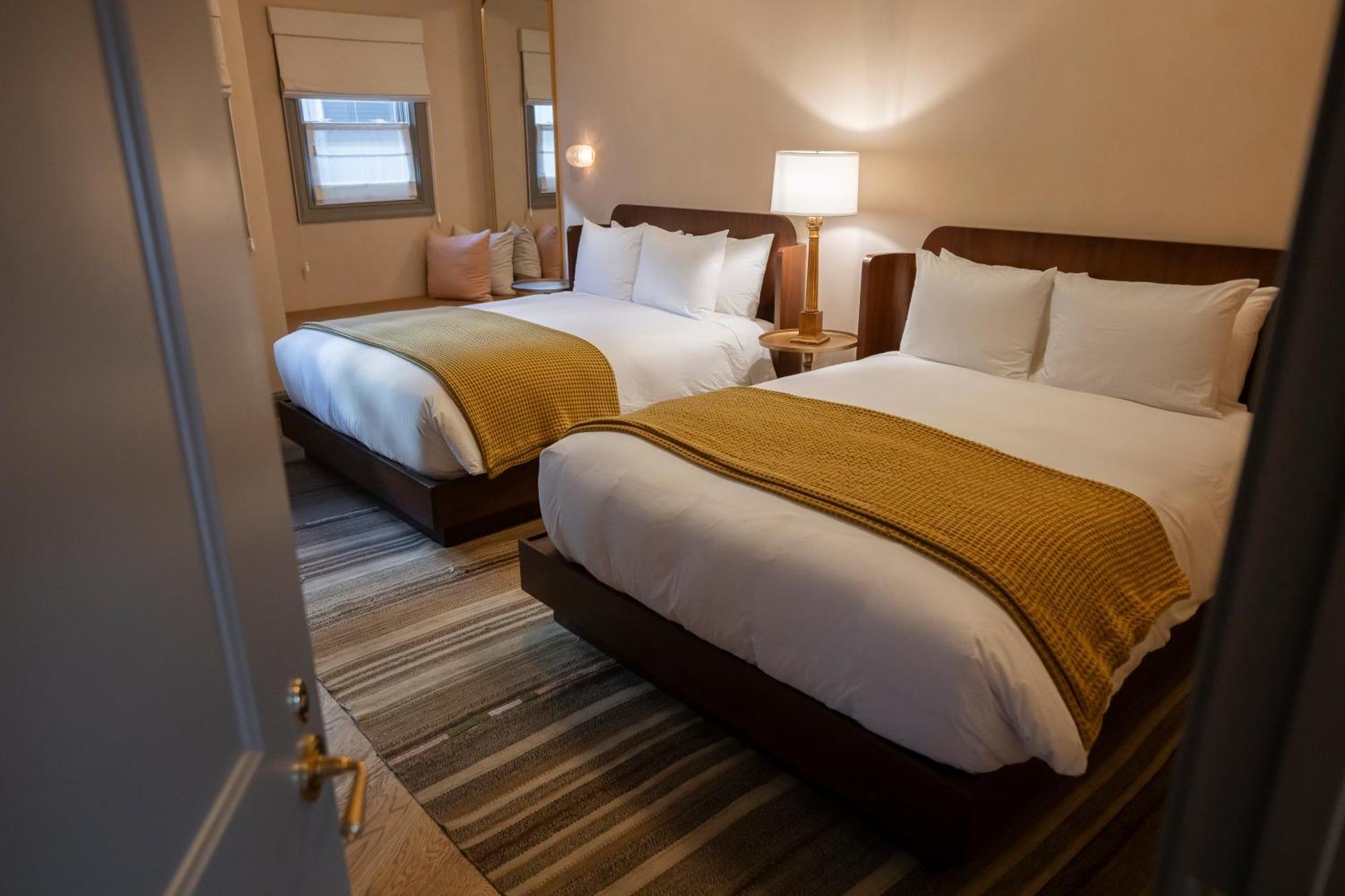 Courtyard Double Queen Suite