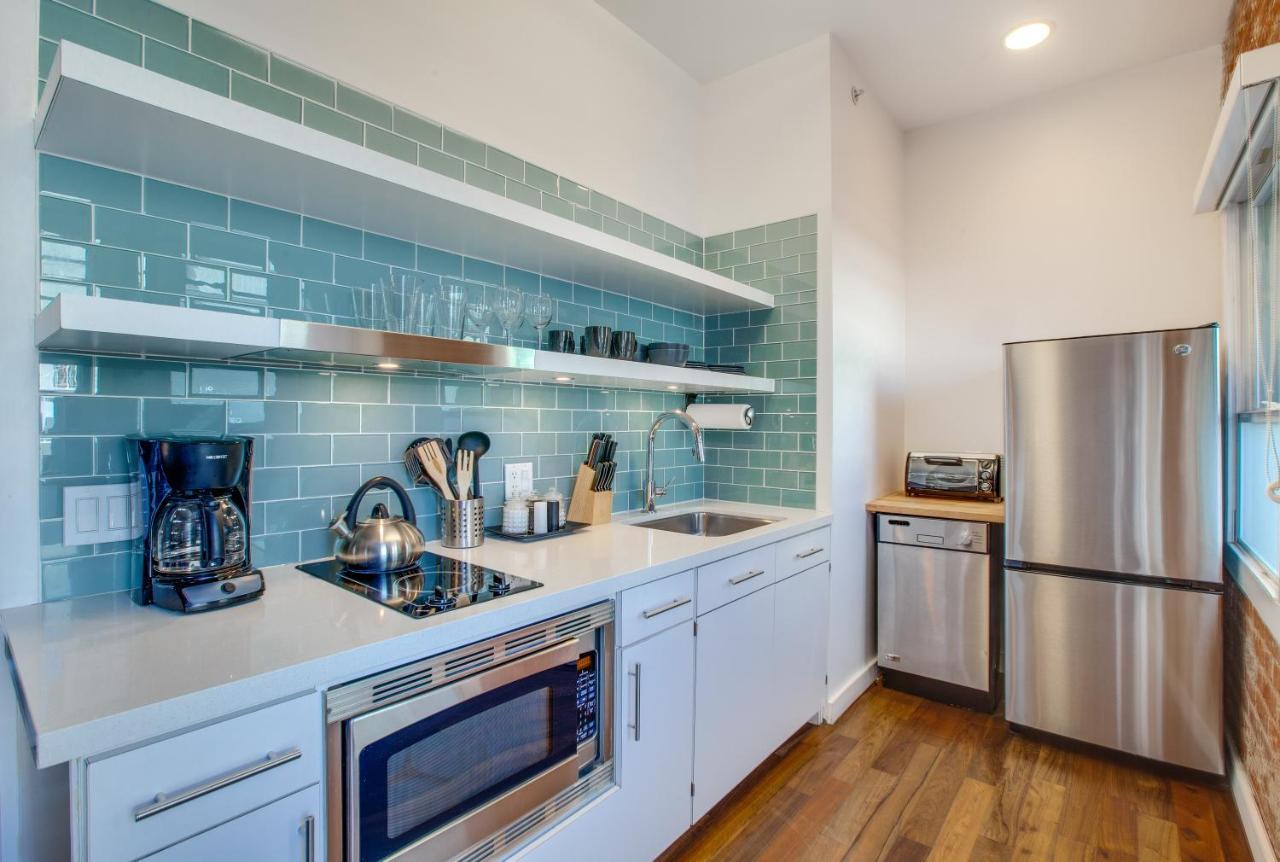 Studio Suite, Street View,1216866748:JPEG