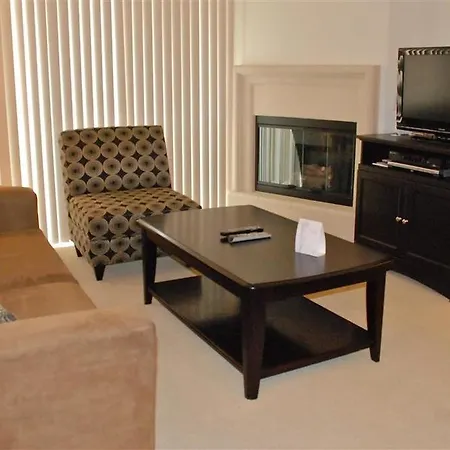 Playa Del Oro Apartments-3