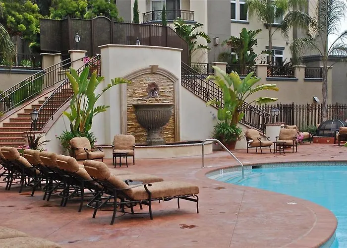 Playa Del Oro Apartments Los Angeles