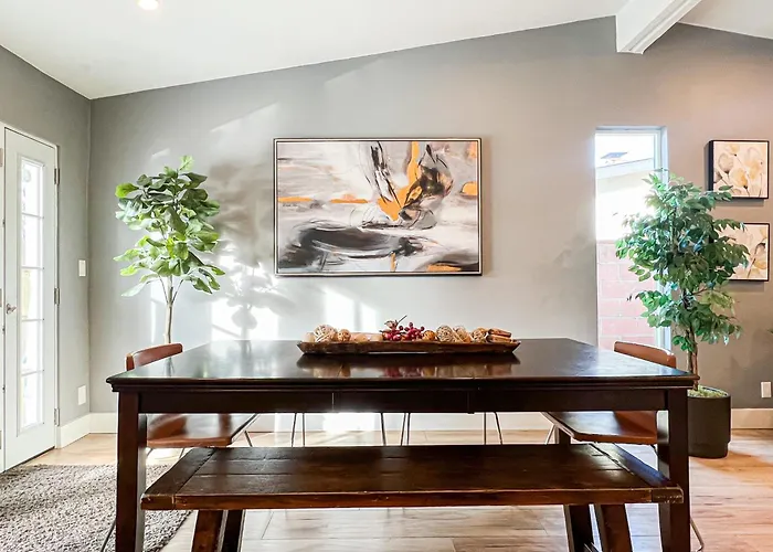 Luxurious 4Br House With Swimming Pool -Fb Villa Los Angeles