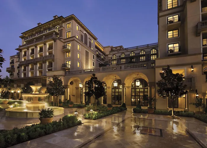 Pet Friendly Hotels Los AngelesMaybourne Beverly Hills, Maybourne