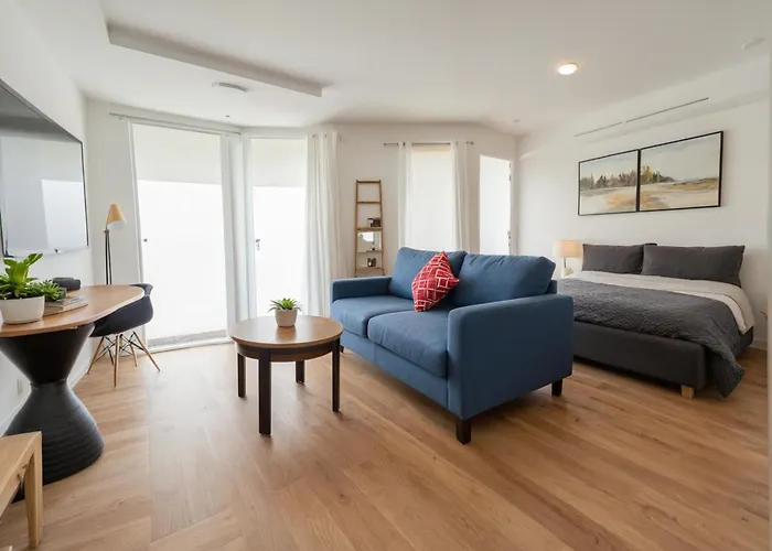 Modern Luxury Apartments In The Heart Of Los Angeles
