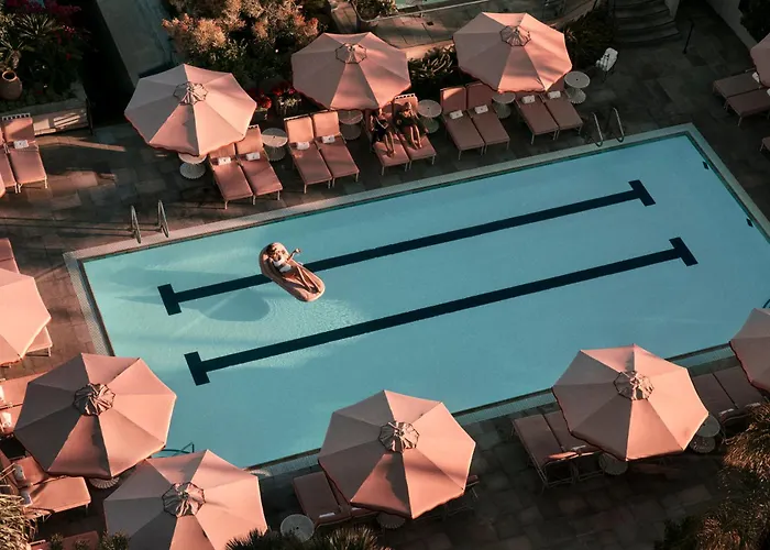 Pet Friendly Hotels Los AngelesFour Seasons At Beverly Hills