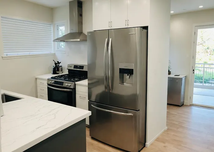 Hollywood Boutique Residences With Free Parking Los Angeles