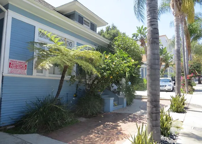 Pet Friendly Hotels Los AngelesSan Vicente Bungalows